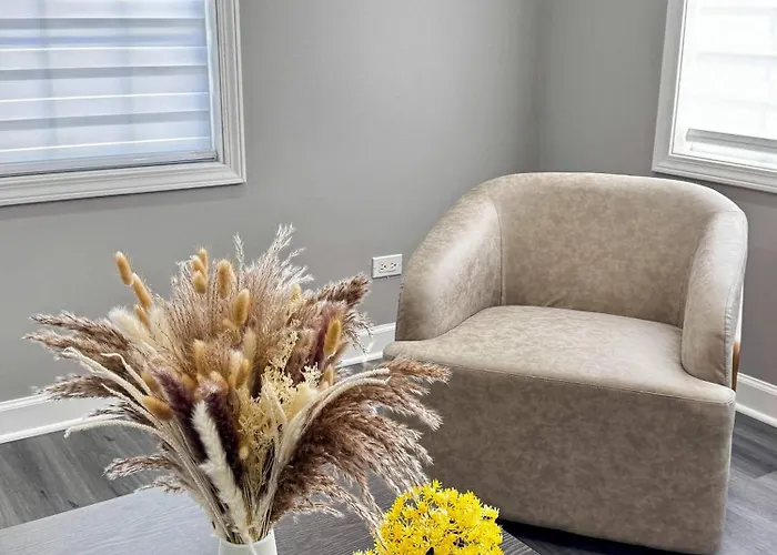 Holiday home Sleeps 24+ Luxury House Near Chicago 12 King Beds